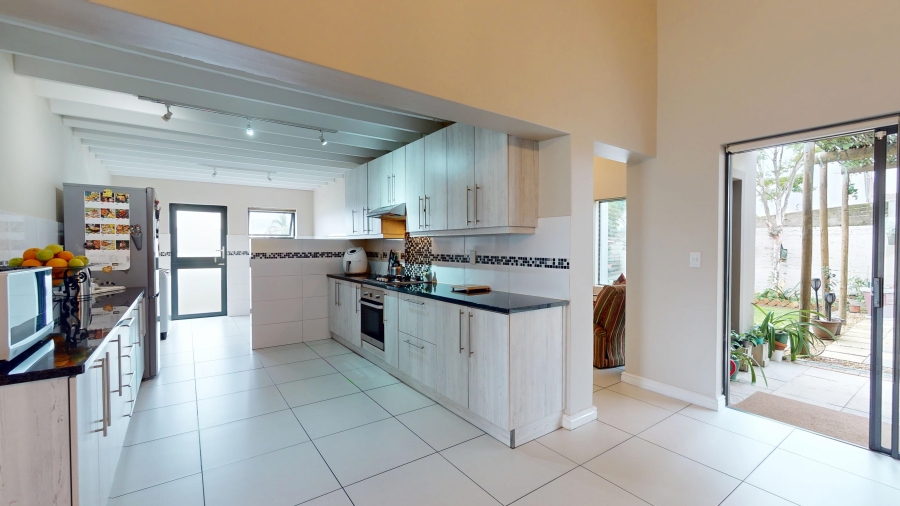 3 Bedroom Property for Sale in Berg En Dal Western Cape